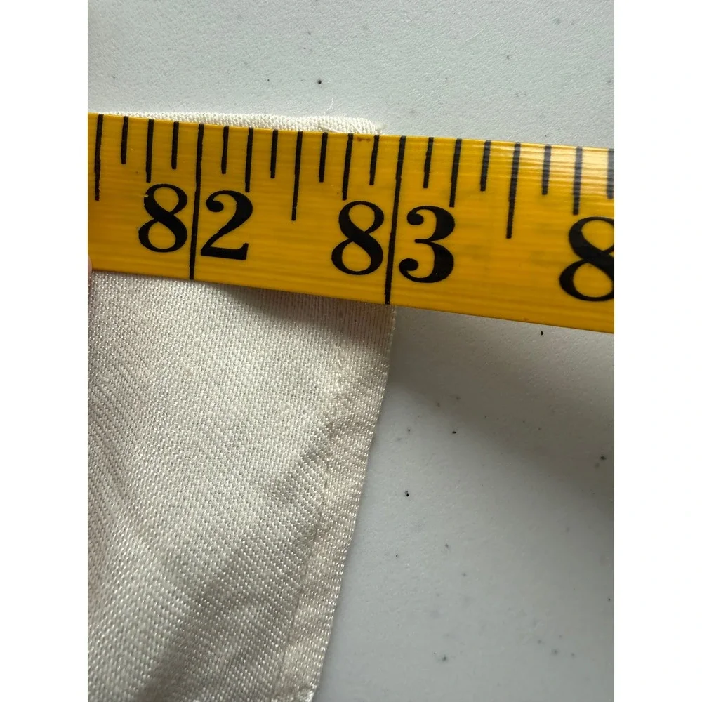 Lenox Christmas Tablecloth 61